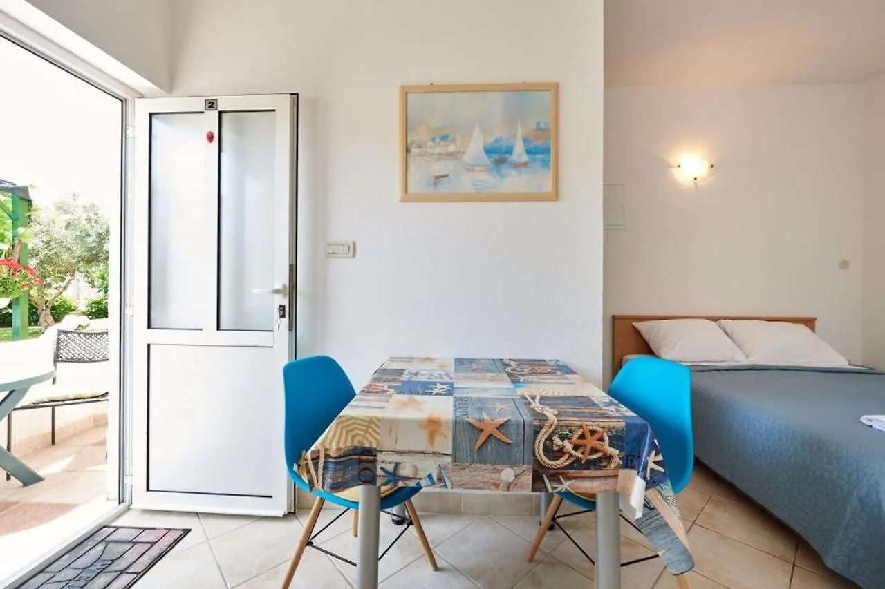 Studio Apartment In Seget Vranjica With Terrace, Air Conditioning, Wifi, Washing Machine 5052-2 Croatia